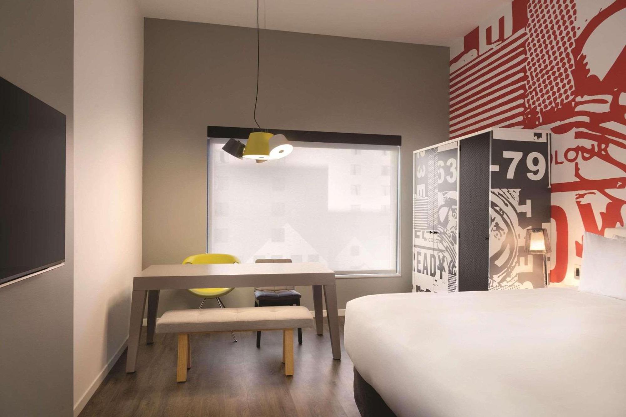 Radisson Red Minneapolis Downtown Экстерьер фото