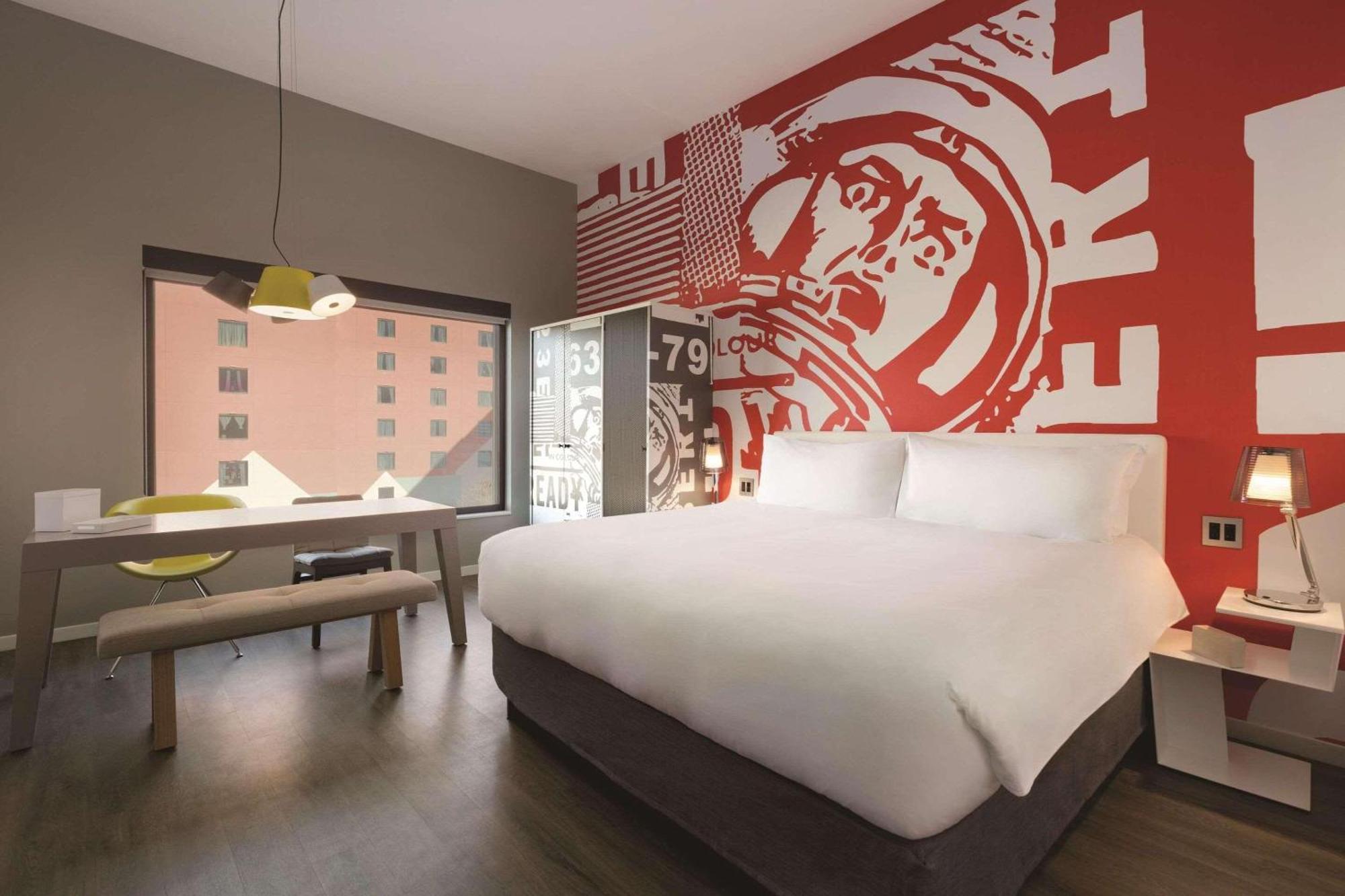 Radisson Red Minneapolis Downtown Экстерьер фото
