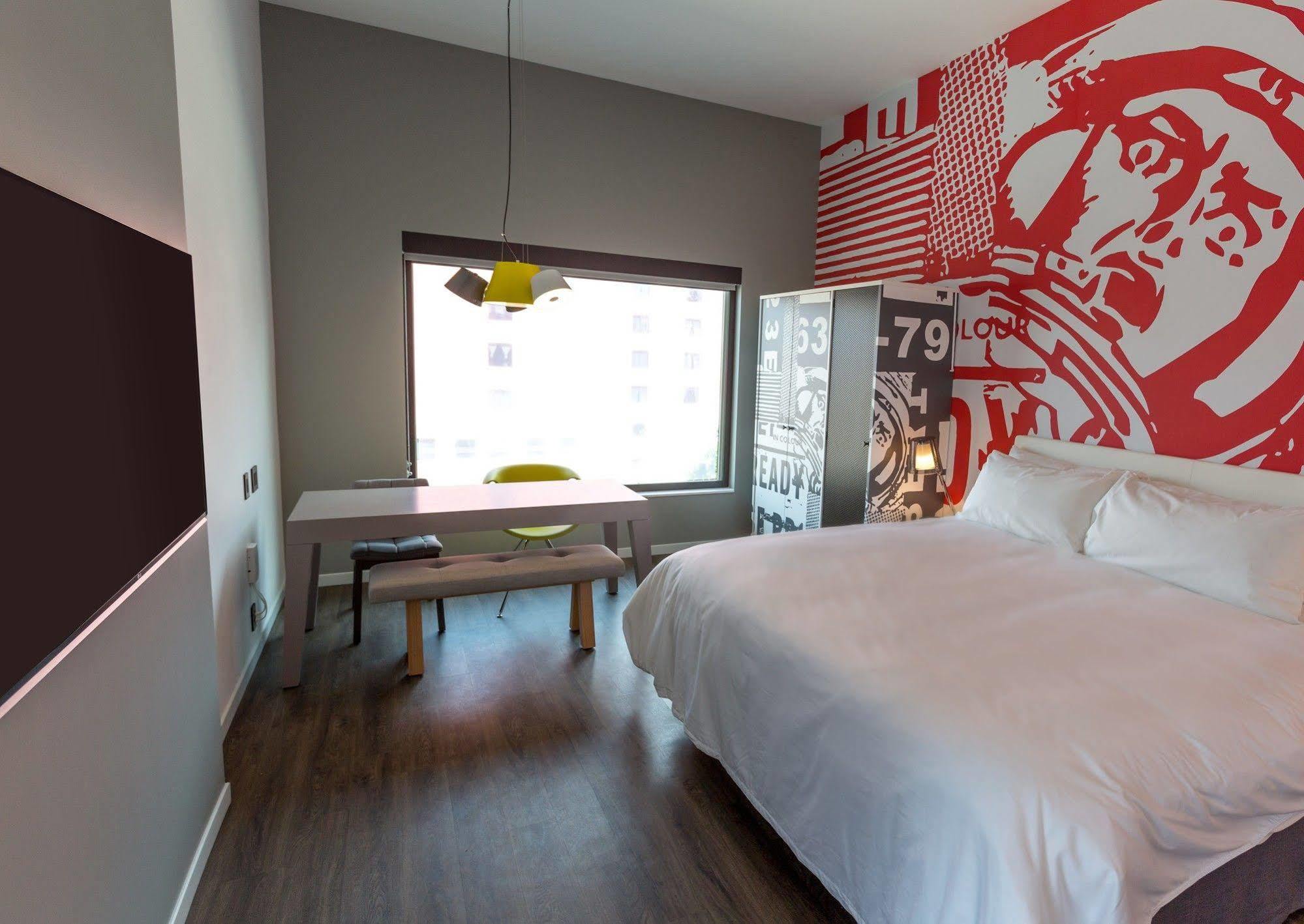 Radisson Red Minneapolis Downtown Экстерьер фото